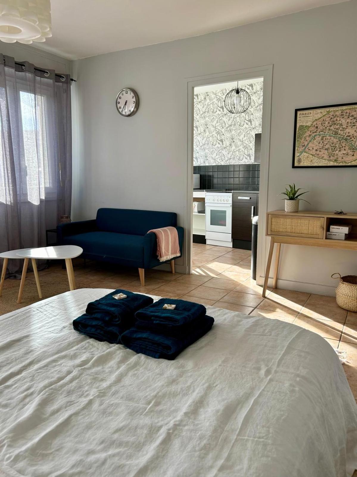 Studio Cosy De 30 M2 Au Coeur Des Thermes ロワイヤ エクステリア 写真